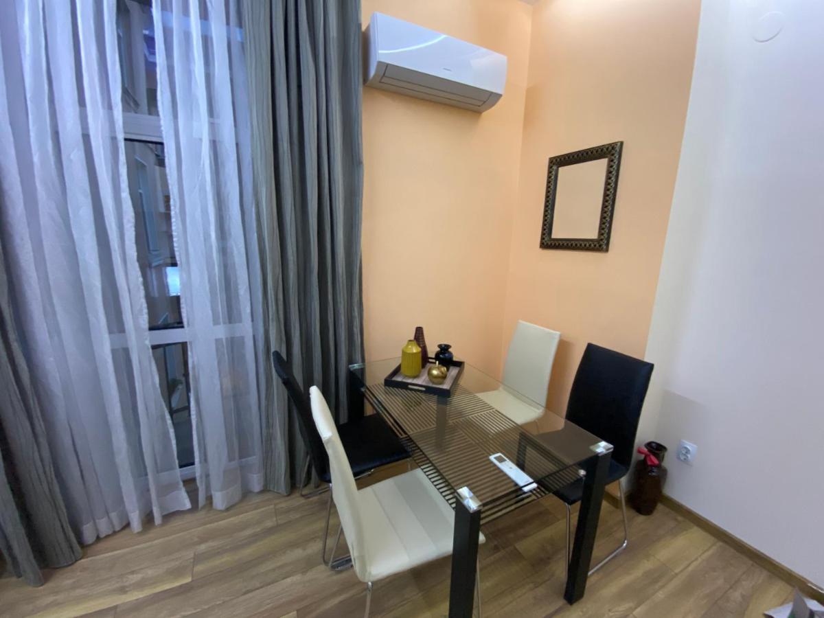 Cozy Apartment In Downtown Sofia - Tsar Samuil Street Sófia Exterior foto