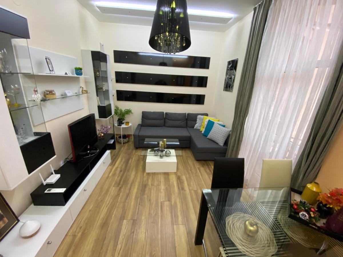 Cozy Apartment In Downtown Sofia - Tsar Samuil Street Sófia Exterior foto